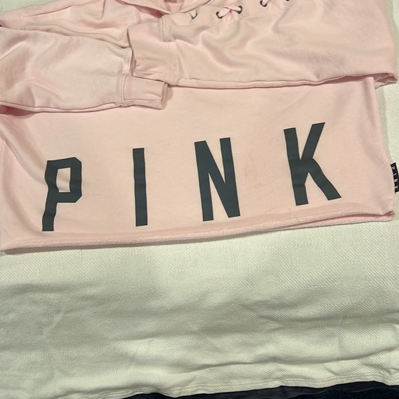 Victoria’s Secret pink sweatshirt - Picture 5 of 6